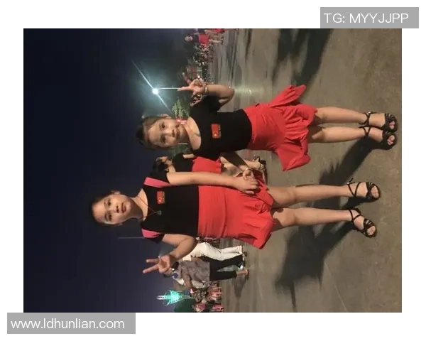 与张娜对话回顾她的足球生涯与成长历程的精彩瞬间